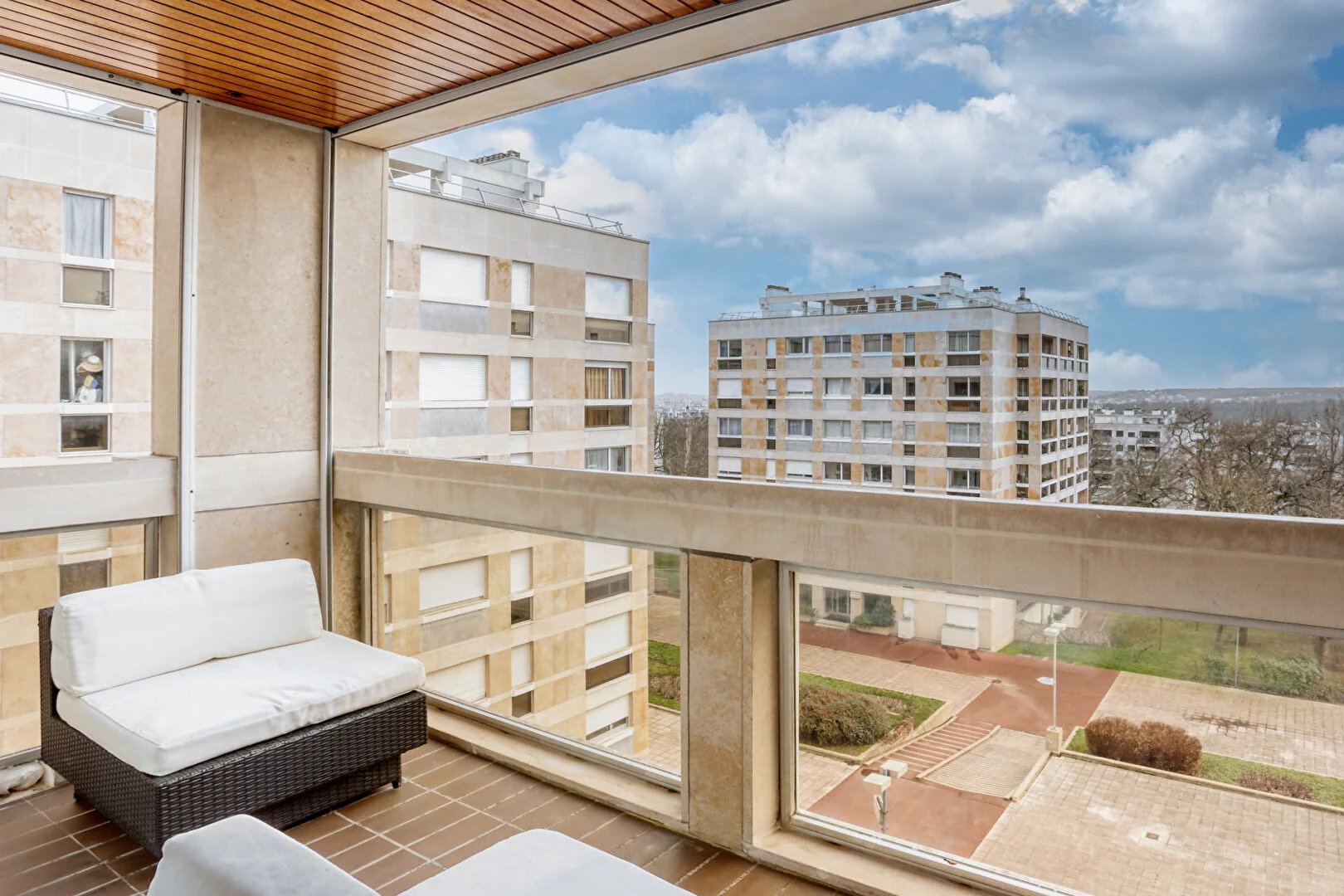 Appartement 4 pièces 111 m² - 9