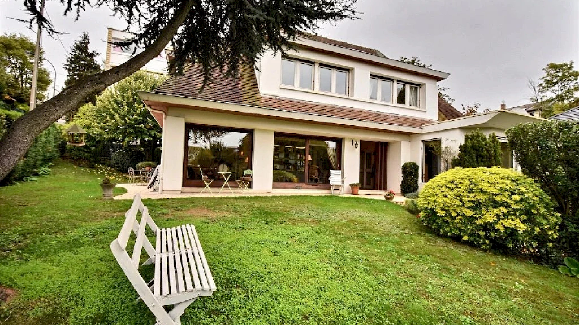 Maison 6 pièces 180 m²